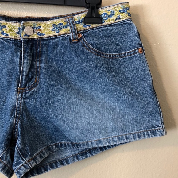 Tyte Denim Shorts Sz 11 - Picture 2 of 6